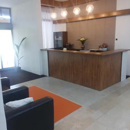 호텔 Hotel Bitov 3*