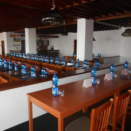 Hotel Bitov فندق Bítov