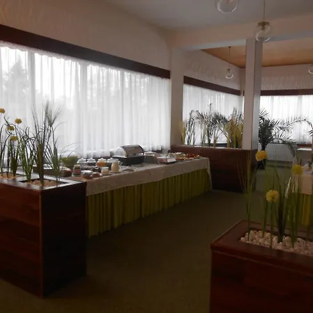 호텔 Hotel Bitov 3*