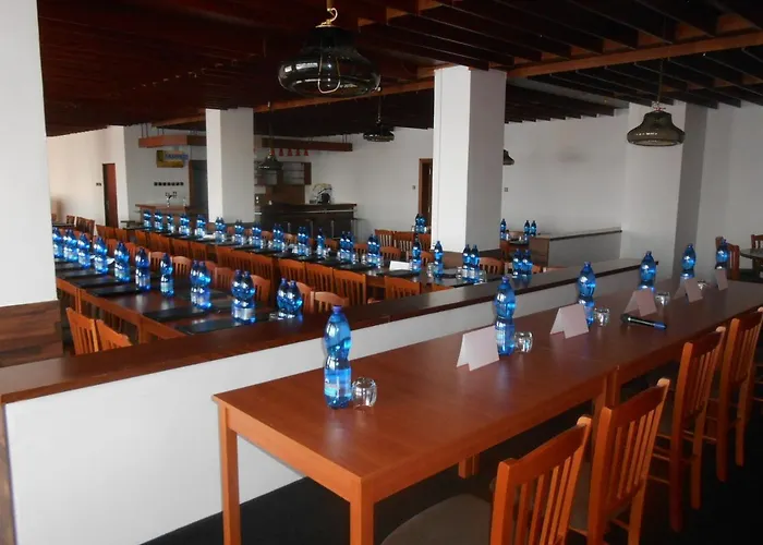 Hotel Bitov فندق Bítov